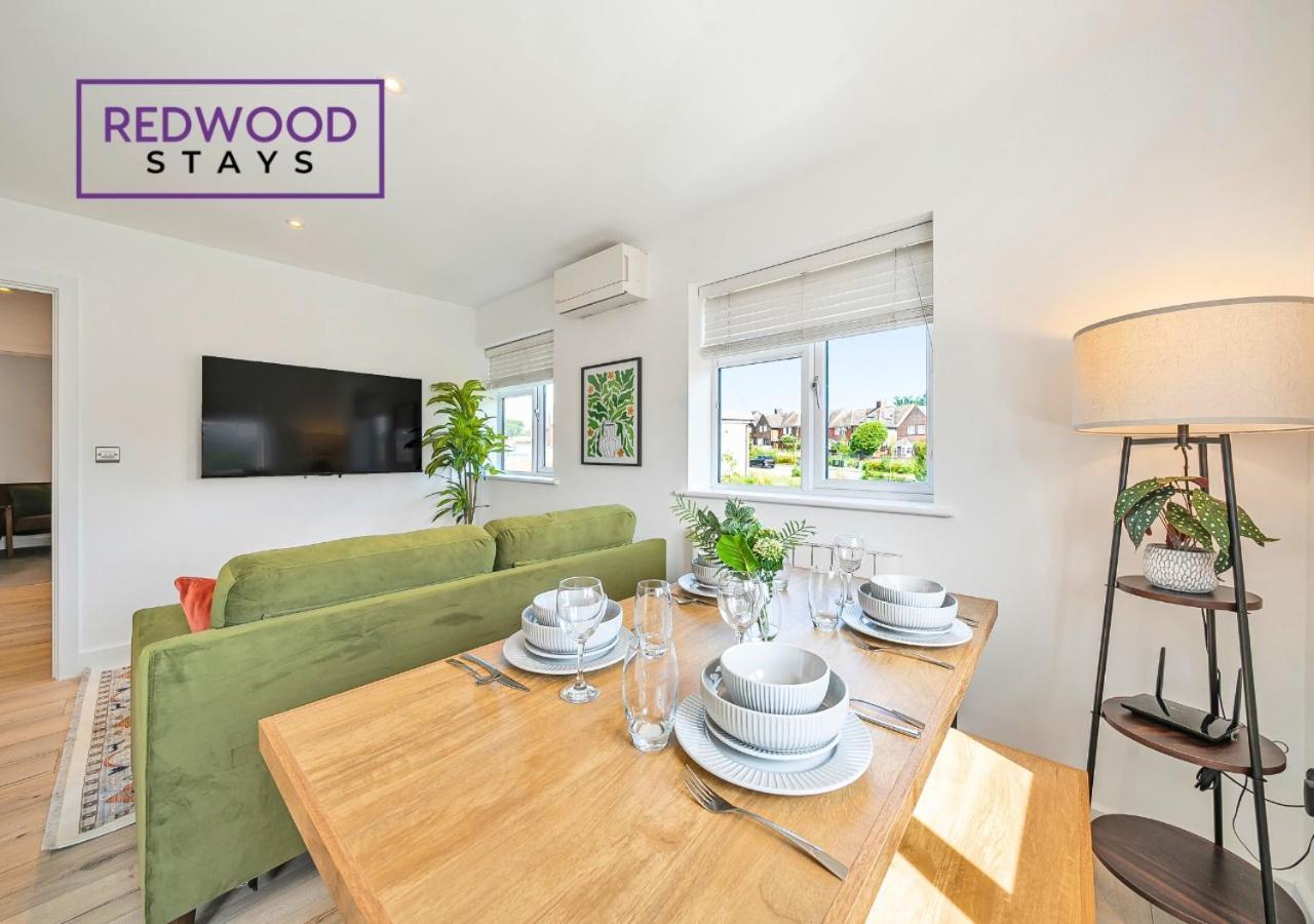 Modern Serviced Apartments For Contractors & Families With Free Parking, Wifi & Netflix By Redwood Stays Basingstoke Exterior foto